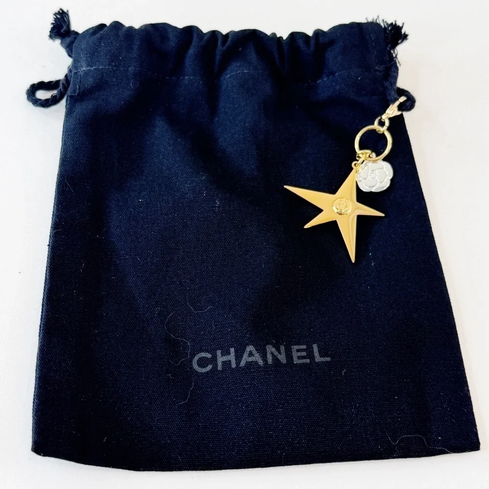 CHANEL 2025 Holiday Charm Limited Edition AUTHENTIC